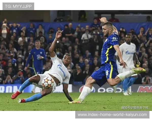 切尔西定位球博弈设计精妙 混合逼抢结构封锁热刺出球线路 切尔西定位球博弈设计精妙 混合逼抢结构封锁热刺出球线路